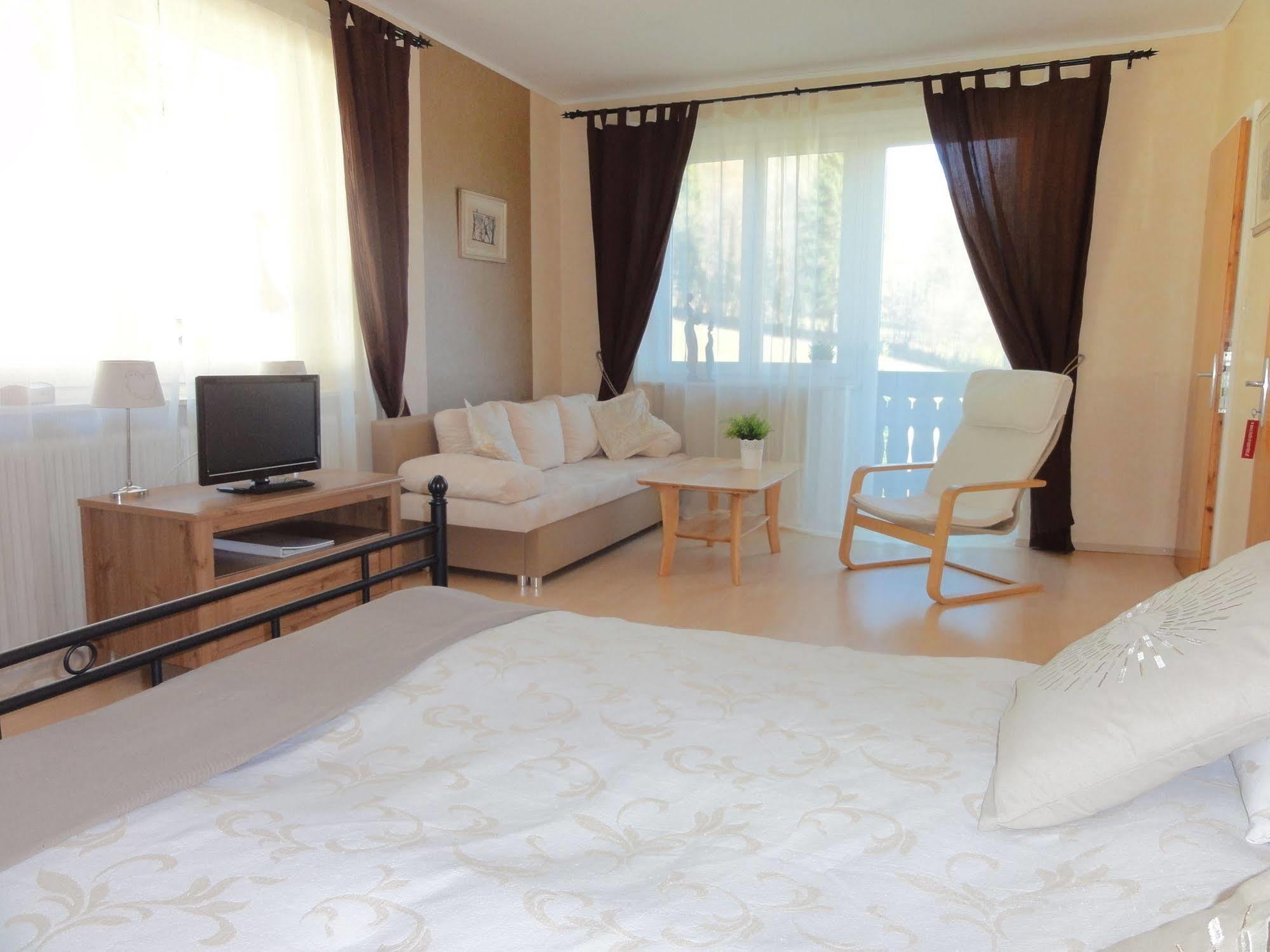 Pension Adlerhorst Steindorf am Ossiacher See Εξωτερικό φωτογραφία