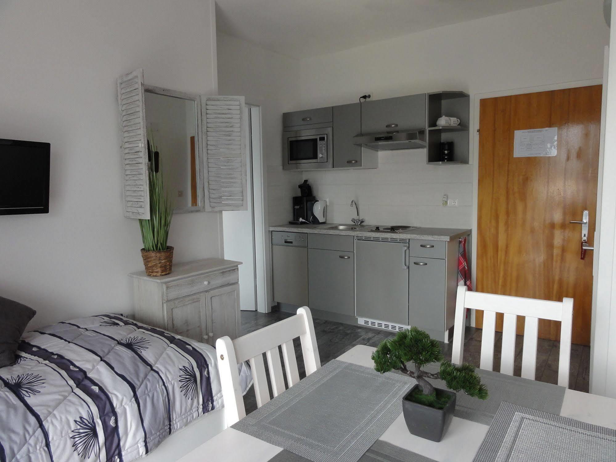 Pension Adlerhorst Steindorf am Ossiacher See Εξωτερικό φωτογραφία