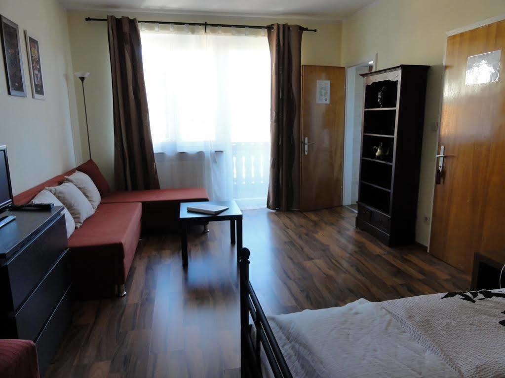 Pension Adlerhorst Steindorf am Ossiacher See Εξωτερικό φωτογραφία